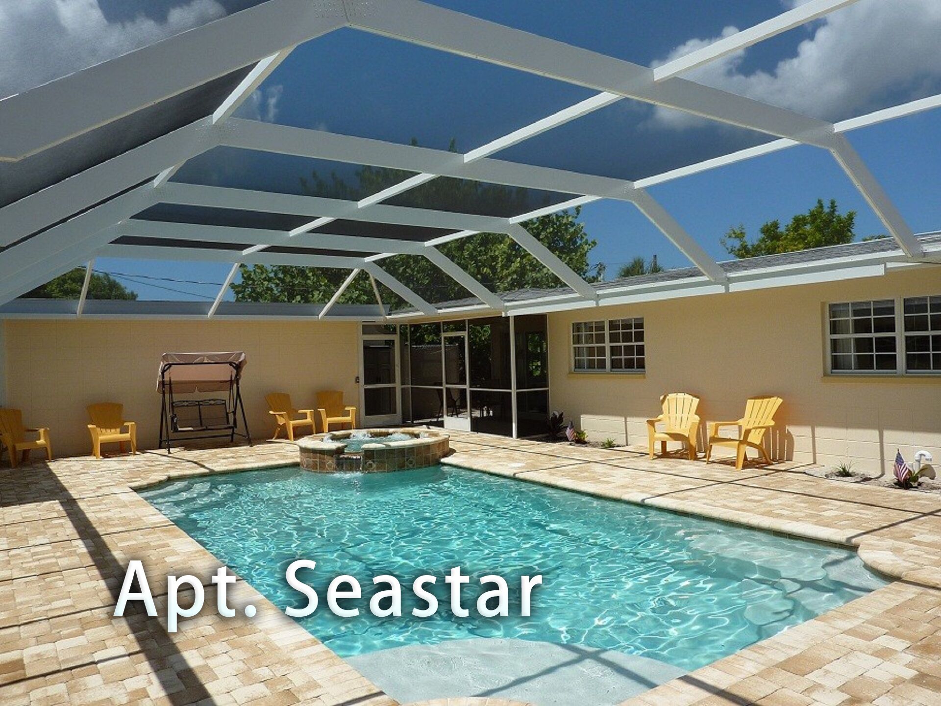 The Florida sun and UNIQUE PRICES are waiting for you! Book quickly now!