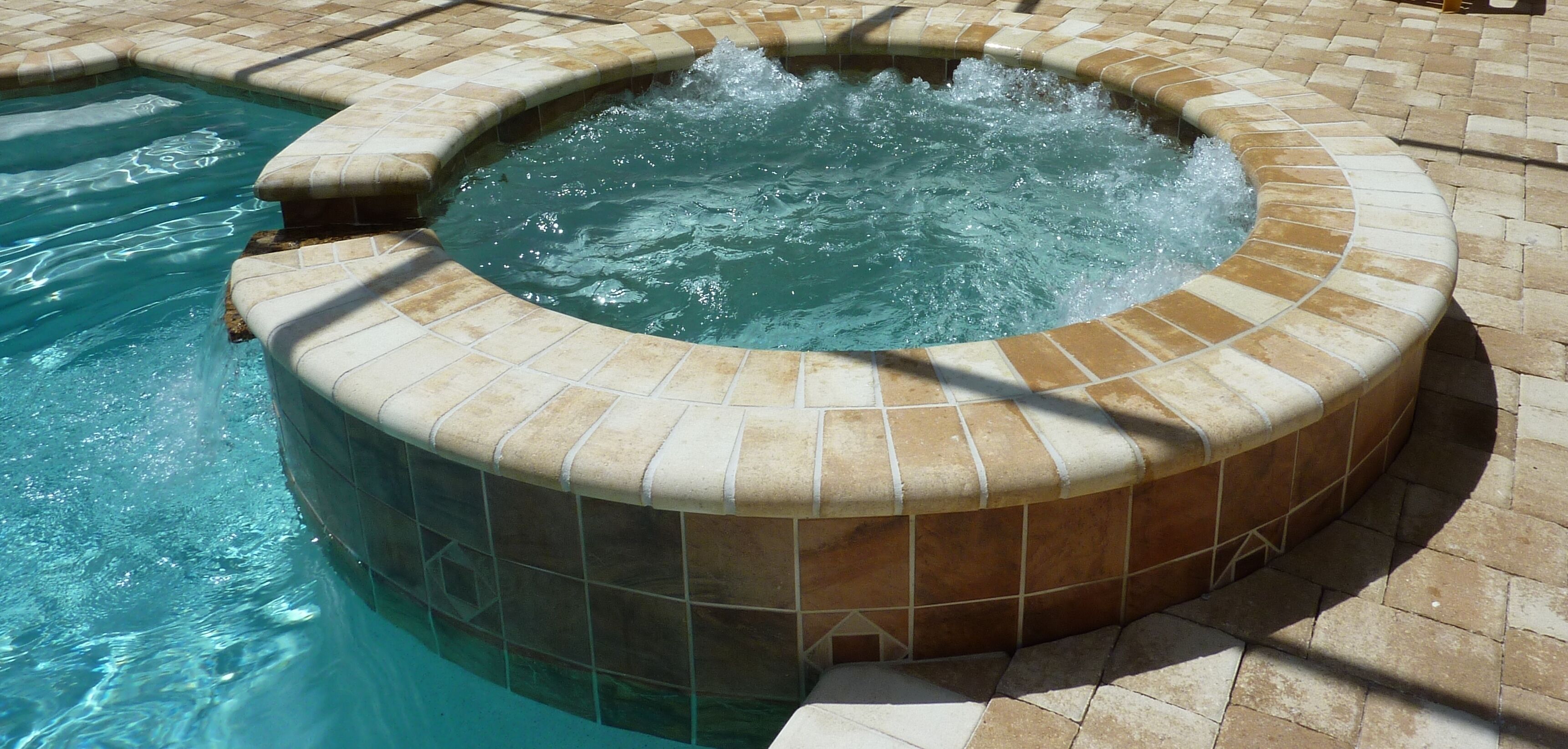 Beheizter Pool