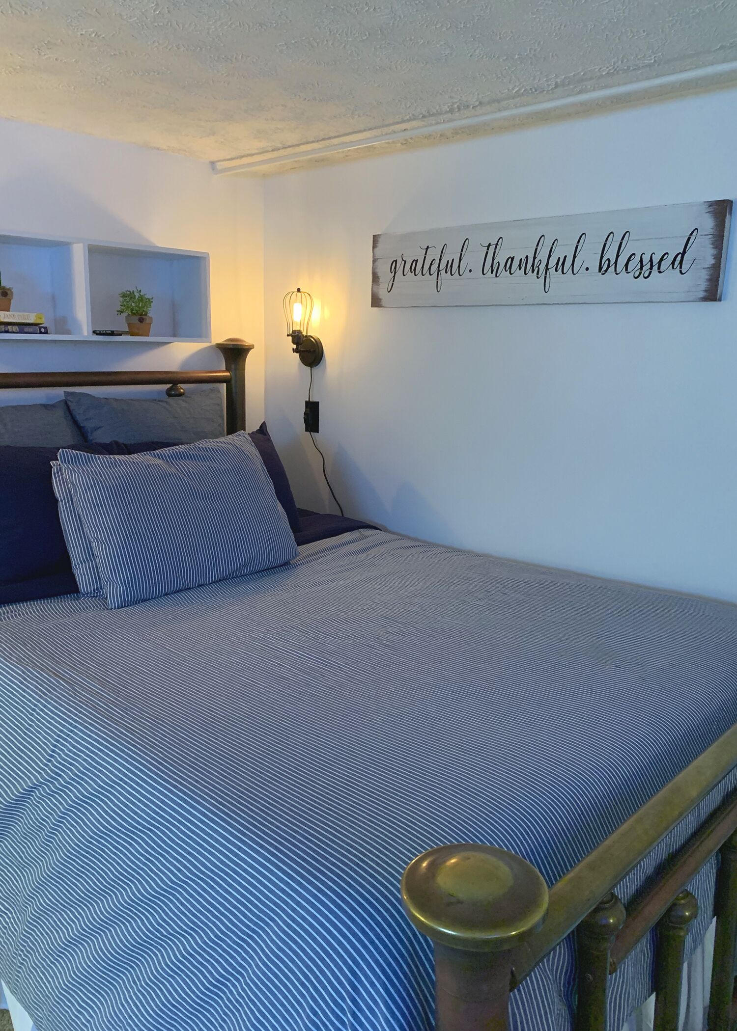 2 sovrum, skrivbord, strykjärn/strykbräda och gratis wi-fi