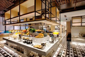 Breakfast, lunch and dinner served  - Shenzhen FY Hotel (Shenzhen)