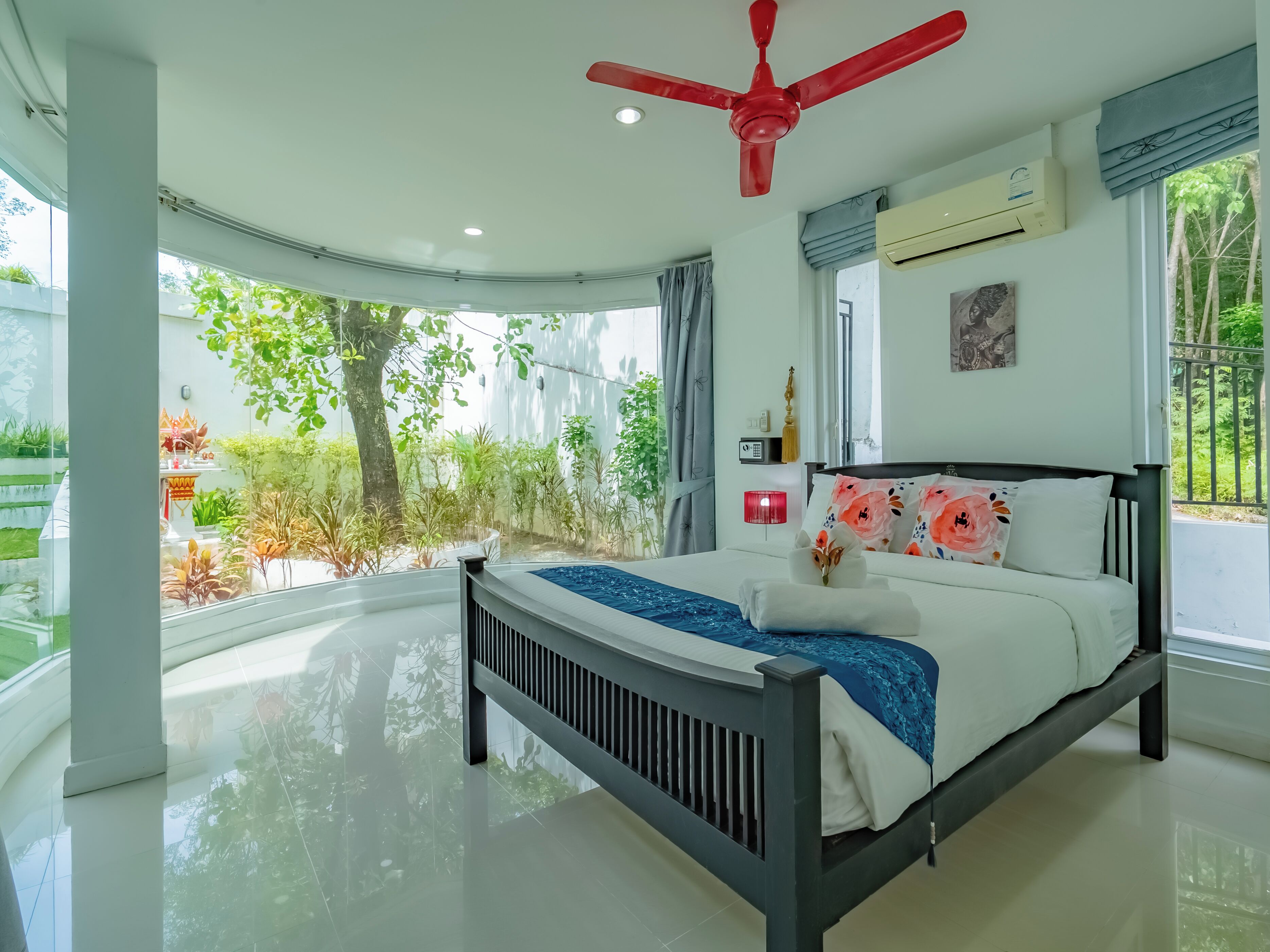 8 Bedrooms Pool Villa | 8 Schlafzimmer, Zimmersafe, individuell dekoriert