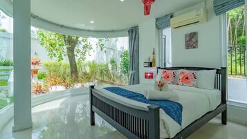 8 Bedrooms Pool Villa | 8 Schlafzimmer, Zimmersafe, individuell dekoriert