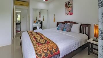 8 Bedrooms Pool Villa | 8 bedrooms, in-room safe, individually decorated, individually furnished