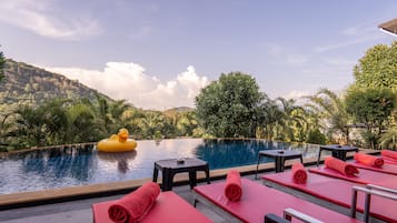 Sun deck