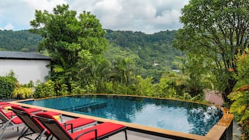 8 Bedrooms Pool Villa | Quang cảnh từ phòng