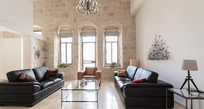 KAUNIS UUSI AUTHENTIC STYLE DUPLEX NEAR MAMILLA