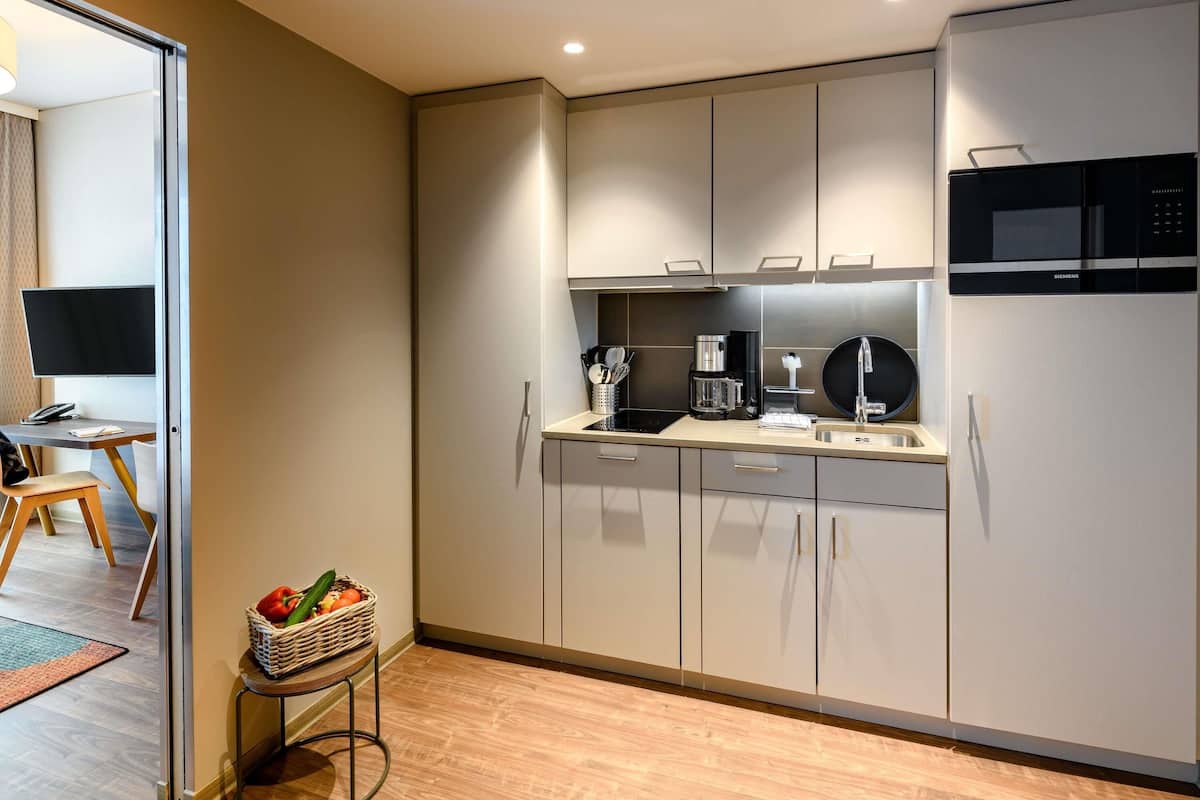 In-room safe, desk, blackout drapes, soundproofing