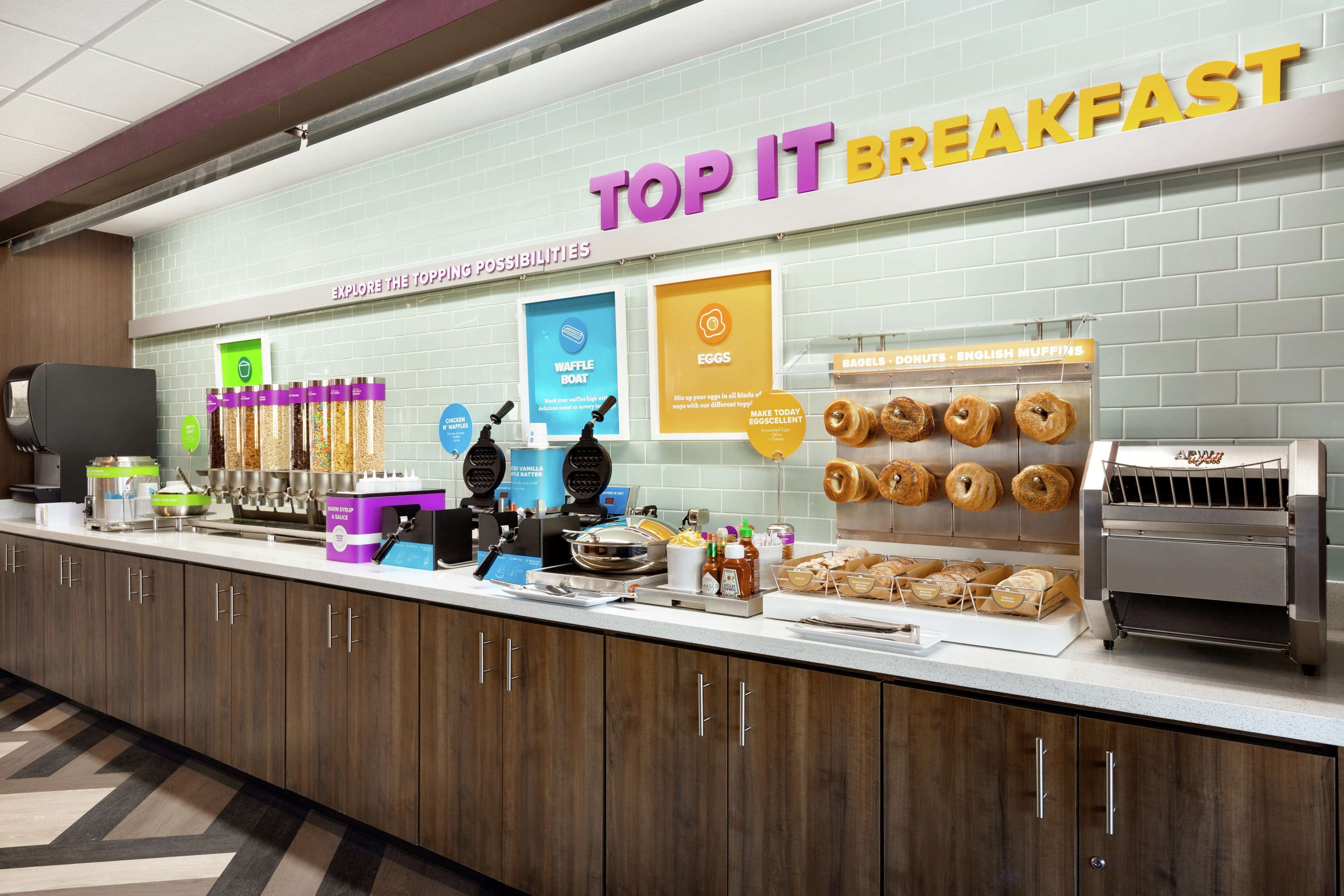 free daily continental breakfast