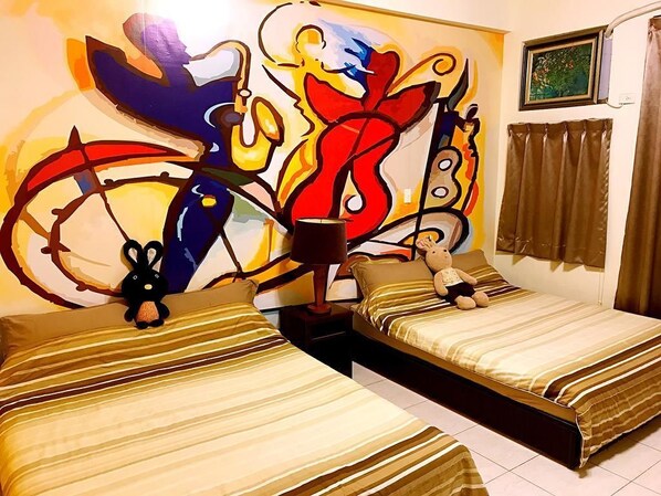 Standard Quadruple Room (4A) | Desk, blackout drapes, soundproofing, free WiFi - Star B&B (Tainan)