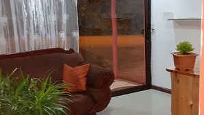 Reception - Moras Place B&B - Hostel (Monteverde)