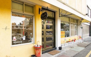 Property entrance - Tainan Yi Zhan (Tainan)