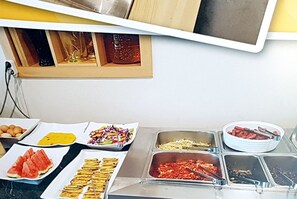 Daily buffet breakfast for a fee - Muju Resortel (Muju)