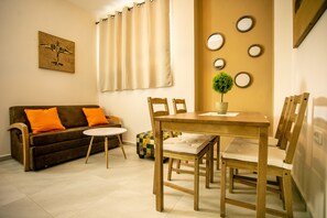 Boutique Suite | Minibar, individually decorated, individually furnished, desk - Eshel Mansion (Beersheba)