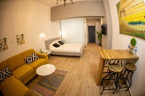 Urban Suite | Minibar, individually decorated, individually furnished, desk - Eshel Mansion (Beersheba)