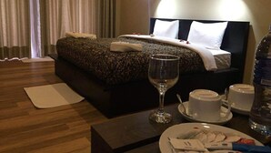 Dobbeltrom – deluxe, 1 queensize-seng, parkutsikt, hageområde