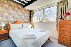 1 chambre, fer et planche à repasser, accès au Wi-Fi (inclus)