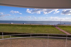 Imagen sin descripción, 2 de 27, botón