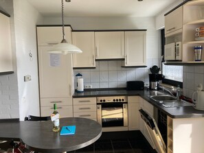 Billede uden beskrivelse, 4 af 17, knap