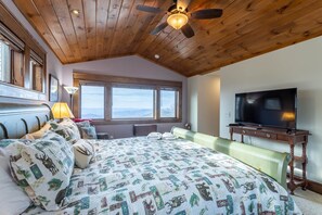 5 slaapkamers, een strijkplank/strijkijzer, gratis wifi, beddengoed