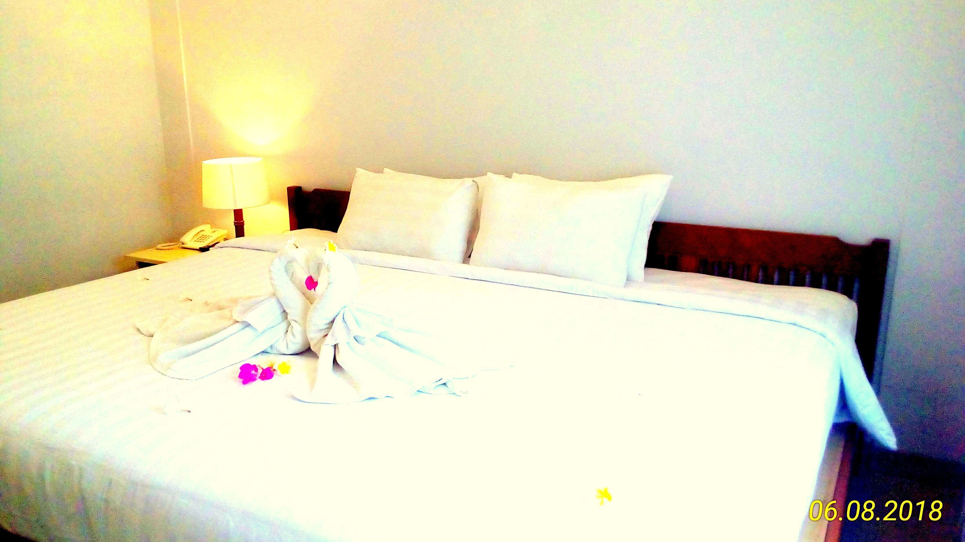 Basic Double Room, 1 Bedroom | 1 bedroom, desk, soundproofing, iron/ironing board