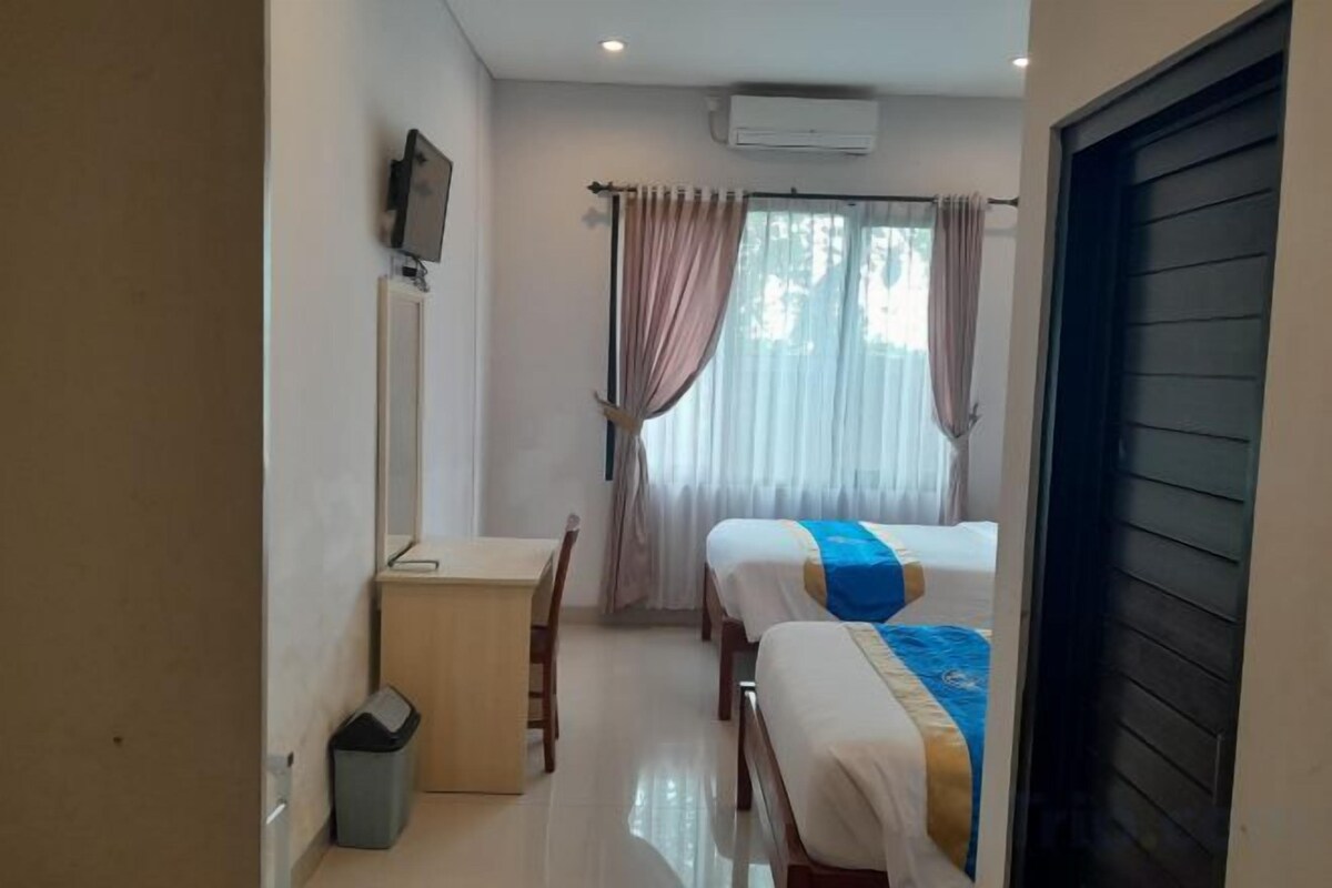 1 chambre, bureau, chambres insonorisées, fer et planche à repasser