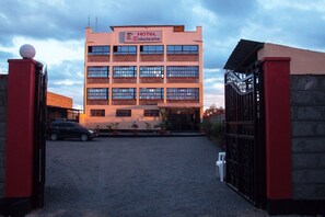 Entrada de la propiedad