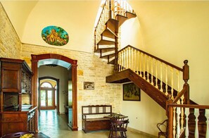 Interior - Tenuta Lama Gorga (Trani)