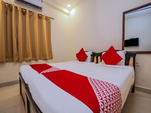 Free WiFi - OYO 15928 Hotel Midtown (Hyderabad)
