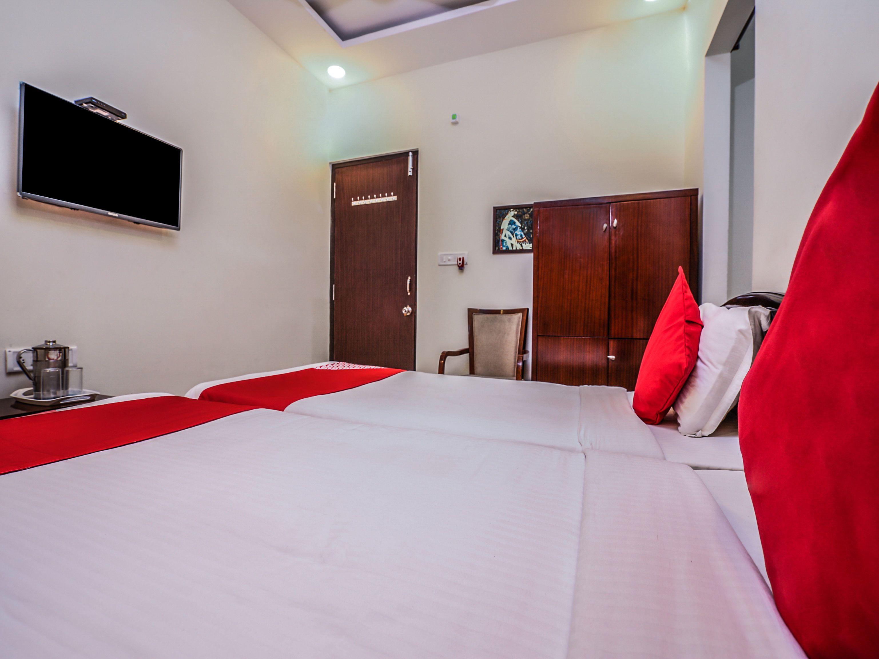 standard double or twin room, 1 double bed, smoking | free wifi