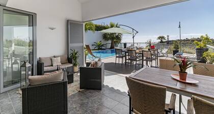 Villa Sol e Mar by Our Madeira