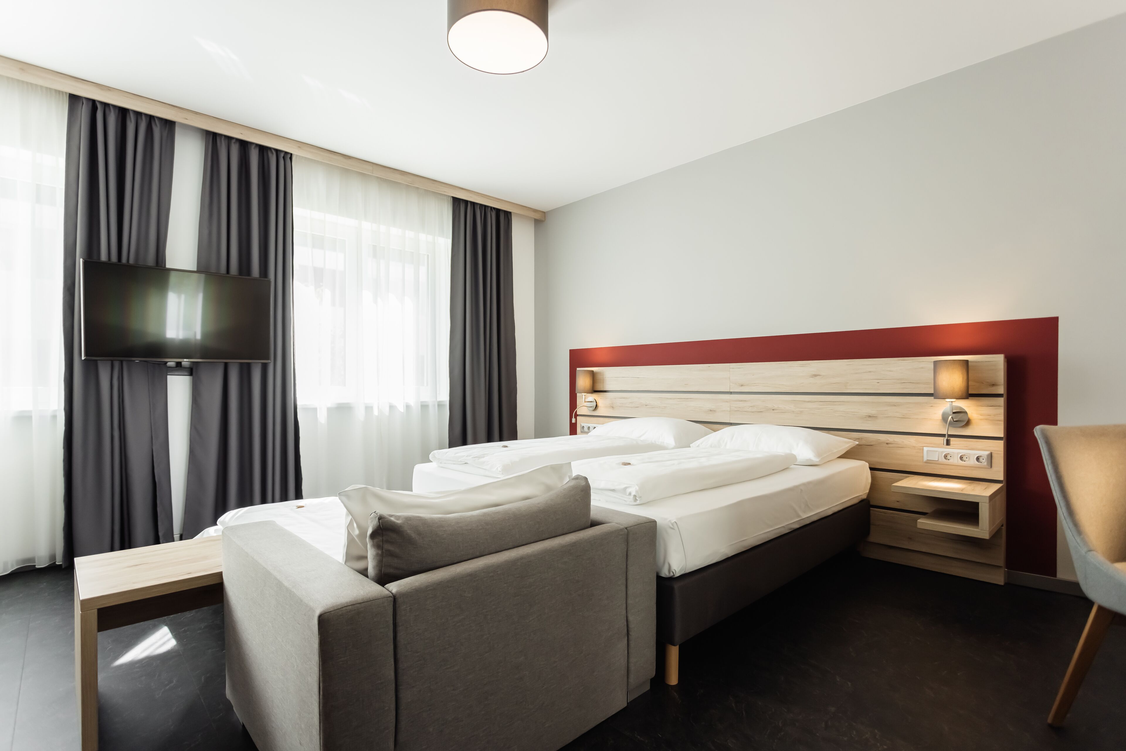 Triple Room (Studio)