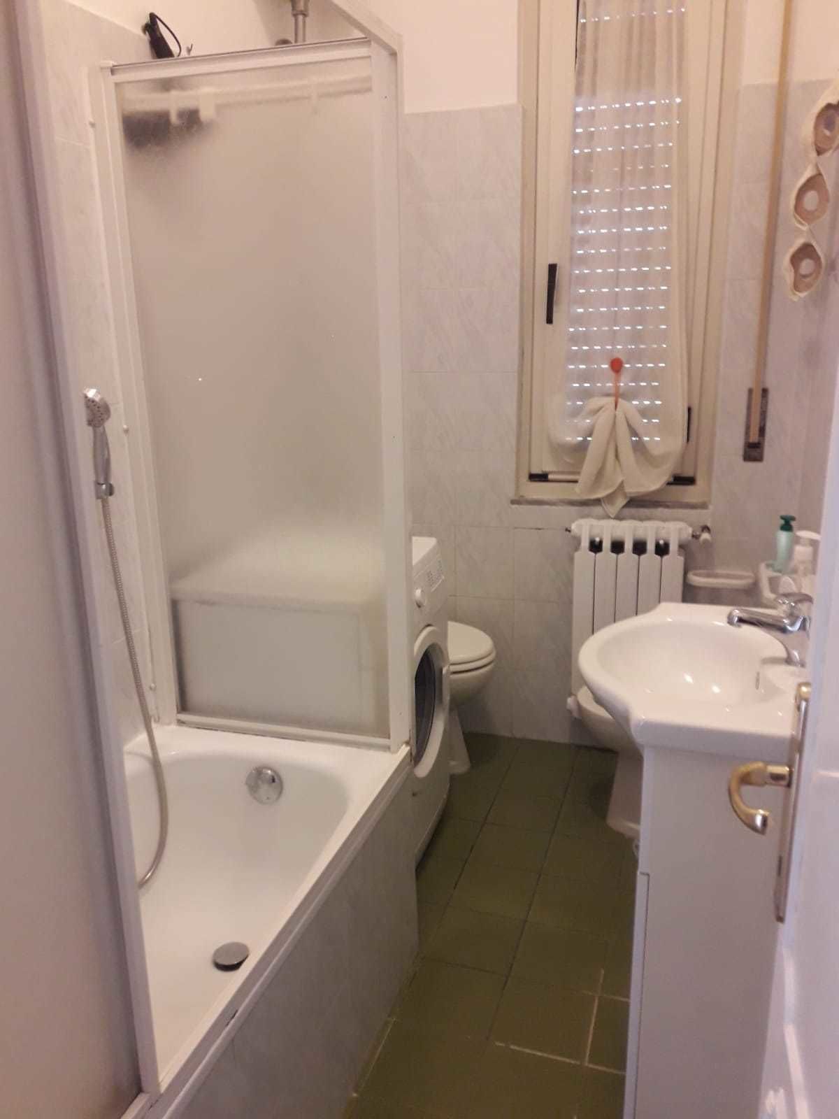 Doppel- oder Zweibettzimmer, Gemeinschaftsbad | Individuell dekoriert, individuell eingerichtet, Verdunkelungsvorhänge
