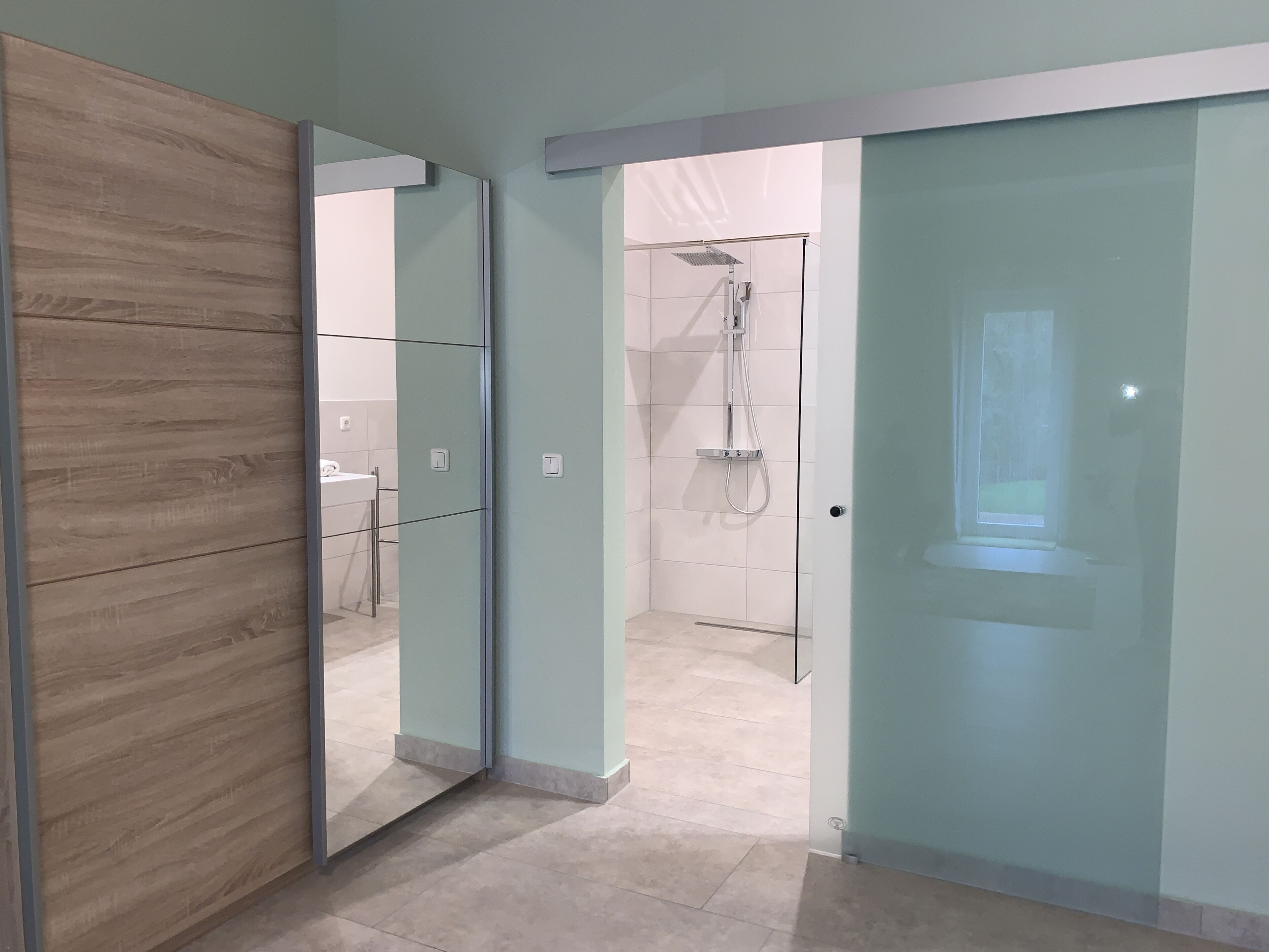 Studiosuite, Gartenblick | Dusche im Bad
