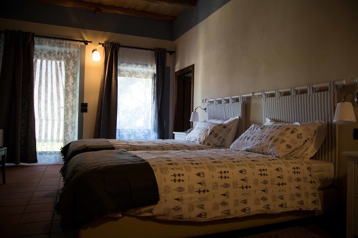 In-room safe, desk, blackout curtains, soundproofing