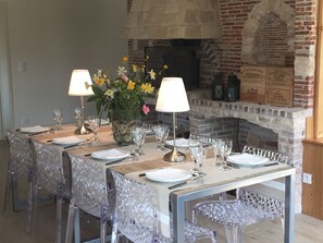 Dinner served - Domaine Le Hêtrey (Toutainville)