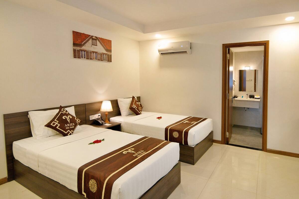 Superior Double or Twin Room | Egyptian cotton sheets, premium bedding, down comforters, pillowtop beds