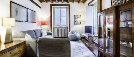 Apartment, 2 Bedrooms, Non Smoking | 1 bedroom, desk, soundproofing, iron/ironing board