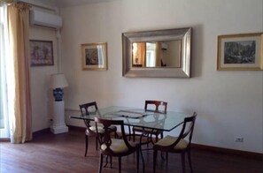 Apartment, 1 Bedroom, Balcony | Living room | LCD TV - Superbe penthouse to Piazza Navona (Rome)