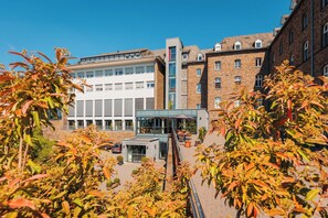 Façana frontal de l'allotjament