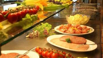 Tägliches inbegriffenes Frühstücksbuffet