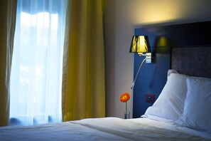 Premium bedding, minibar, in-room safe, individually decorated - Nane Hotel (Gyumri)