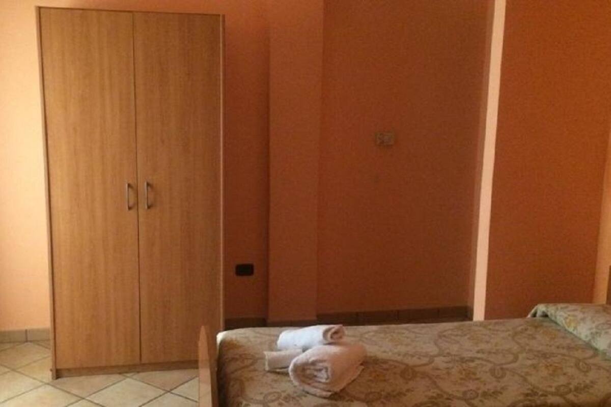 Desk, blackout curtains, soundproofing, free cots/infant beds