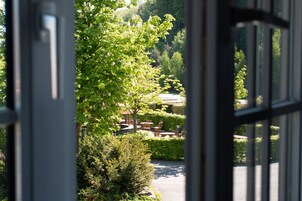 Single Room | Hypo-allergenic bedding, individually decorated, individually furnished