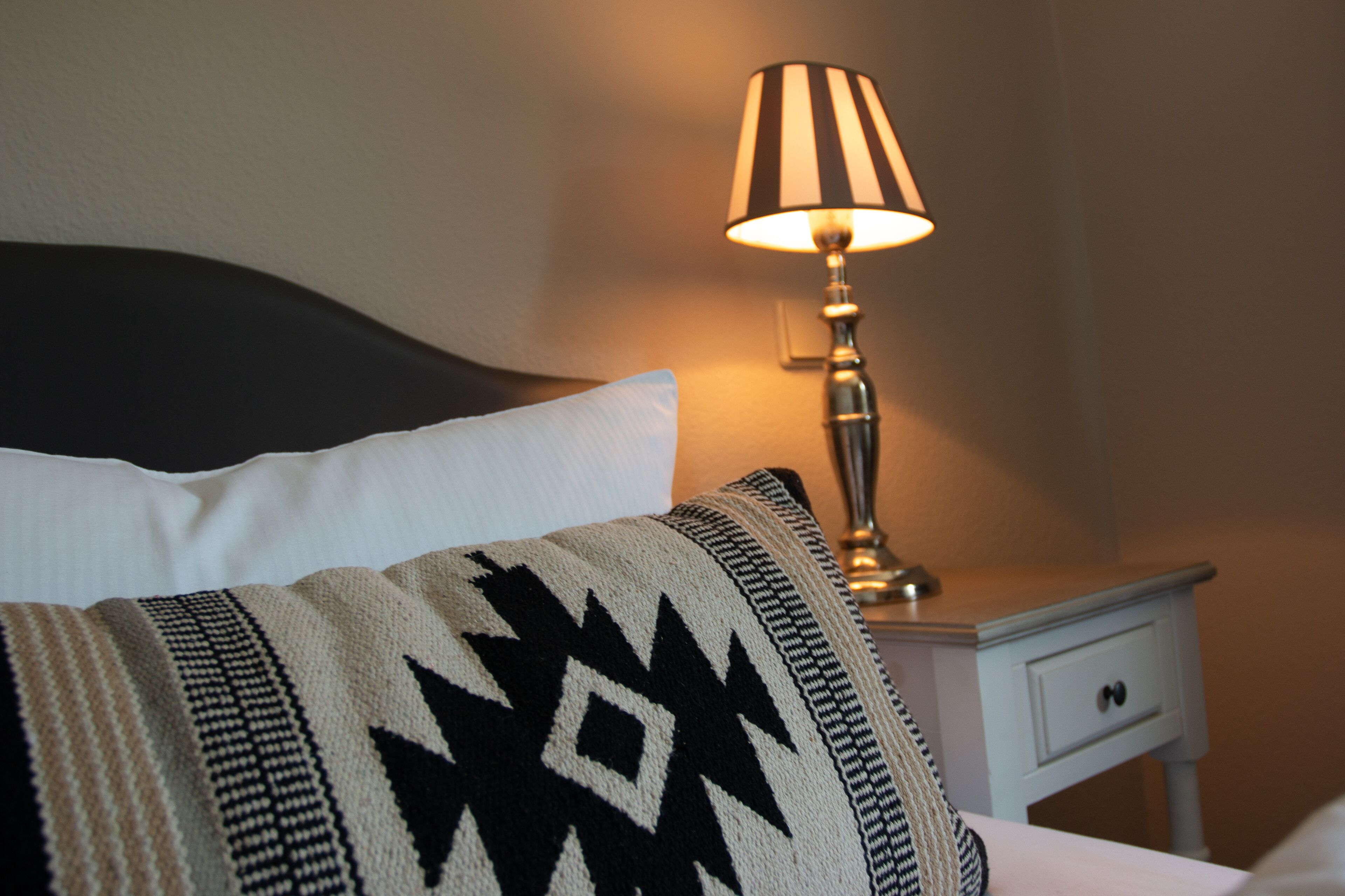 single room | hypo-allergenic bedding, individually decorated, individually furnished