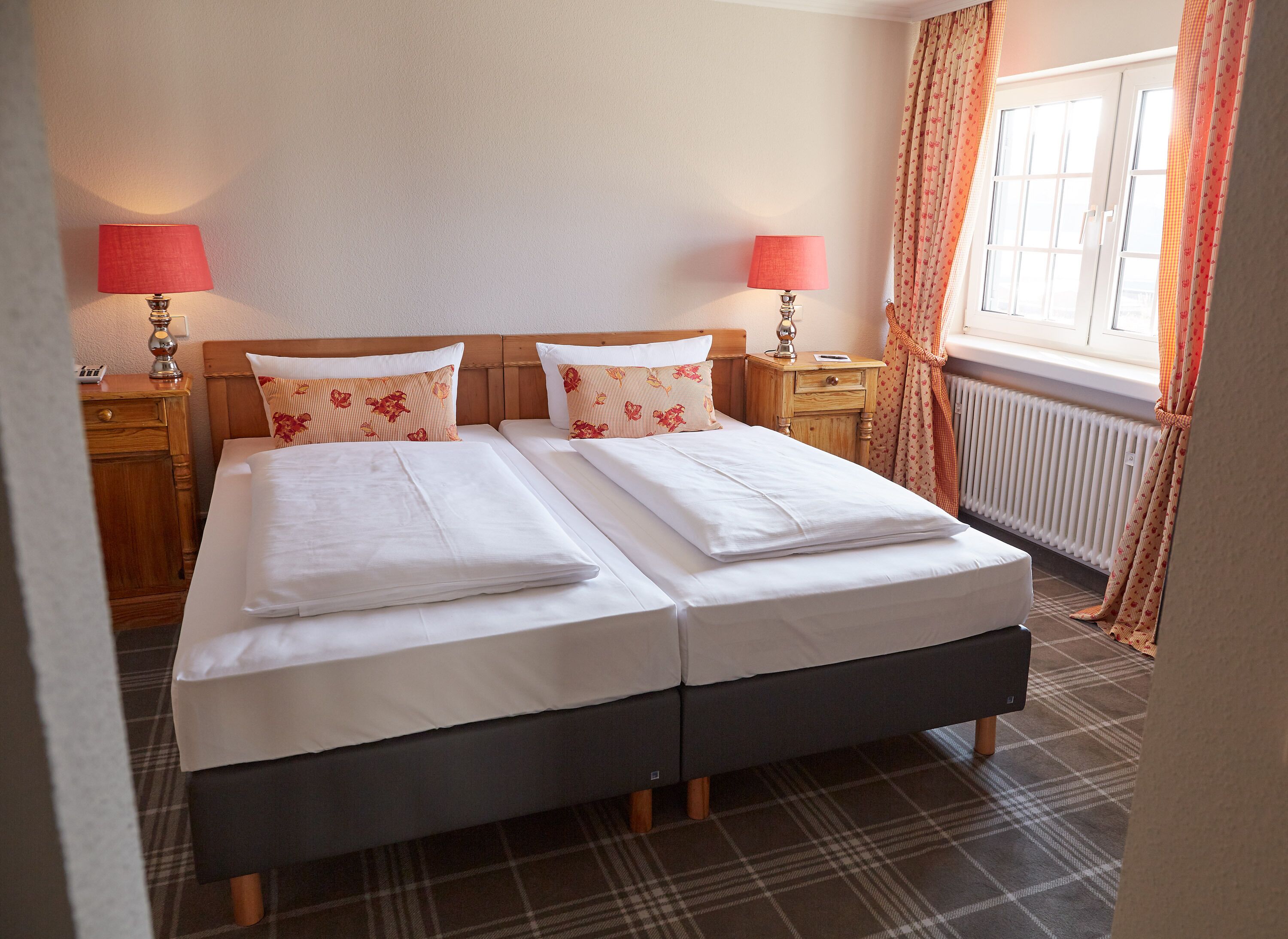 double room | hypo-allergenic bedding, individually decorated, individually furnished