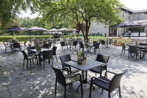 Aperto a pranzo e cena, cucina francese