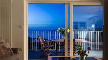 Cottage | Khu phòng khách | TV, đầu đĩa DVD