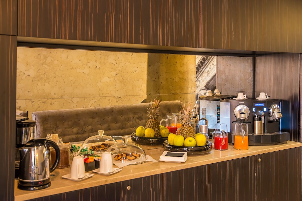 Campo Marzio Luxury Suites by null