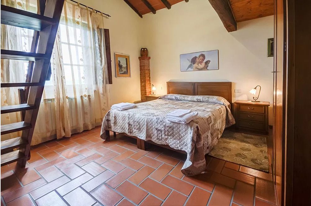 Leilighet, 2 soverom (Duplex) | Skrivebord, strykejern/-brett og barnesenger (inkludert)