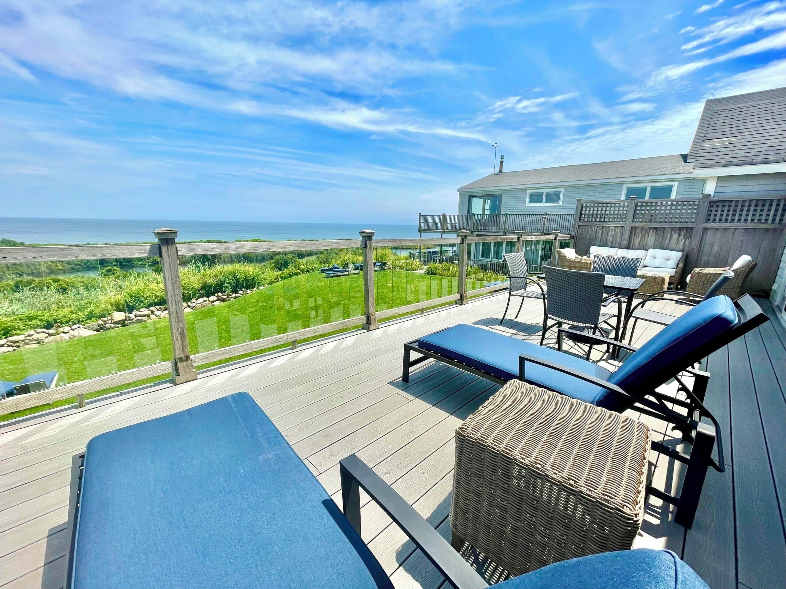 Adrian Room in Mitchell Cottage | Balcony view